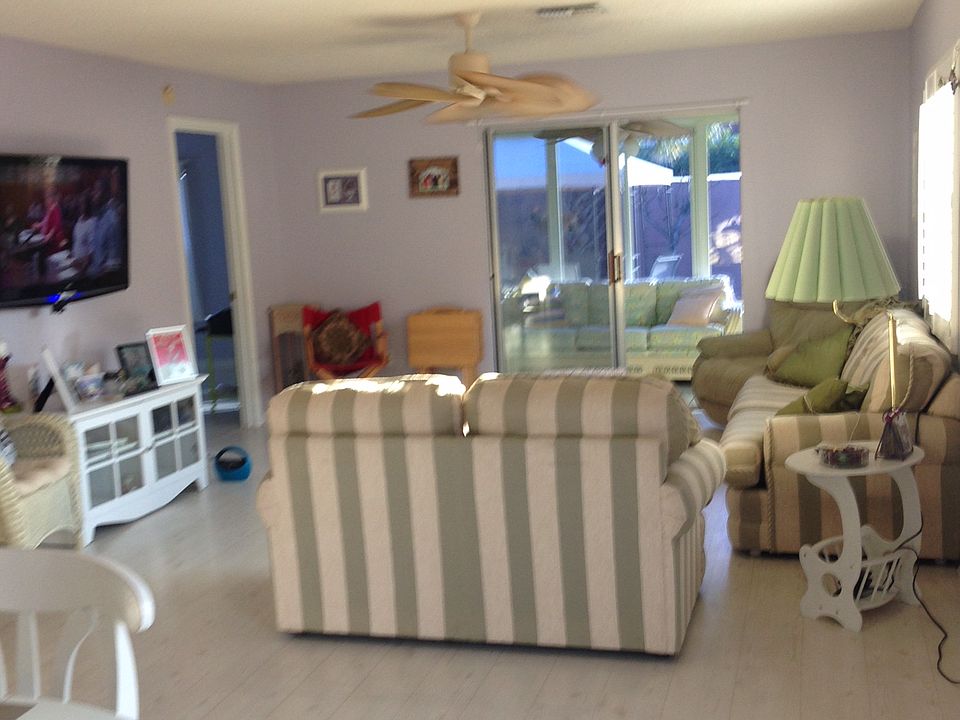 1st image of 1308 Loma Ln