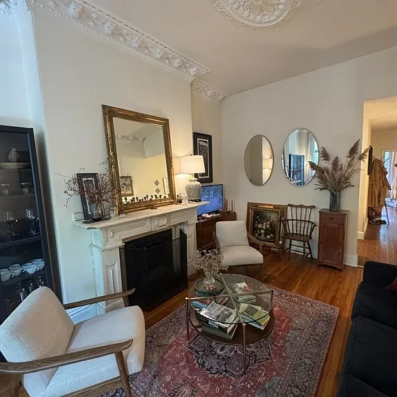 30 Holyoke St #2 — Photo 11