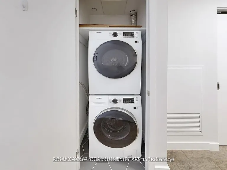 111 Bathurst St #314 — Photo 17