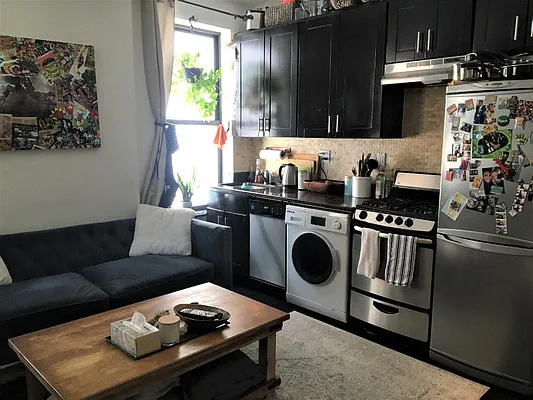 Rented by Charles Coutinho LLC | media 61