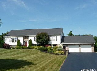 7233 Klock Rd, Canastota, NY 13032