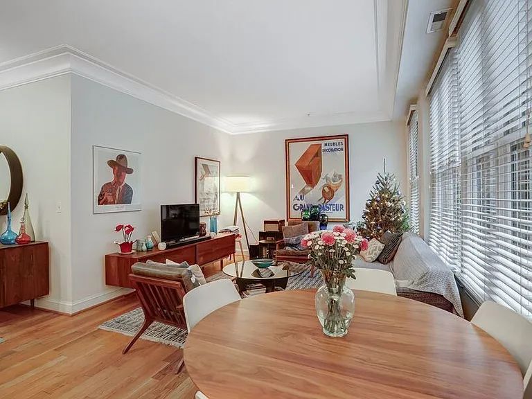1323 Clifton St NW #13 — Photo 14