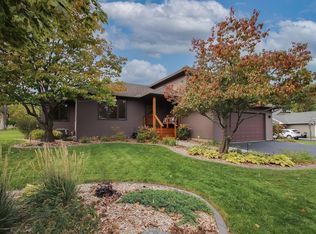 9361 Chesshire Ln N, Maple Grove, MN 55369