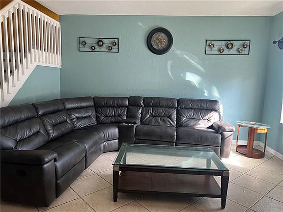 3rd image of 805 N Santa Catalina Cir