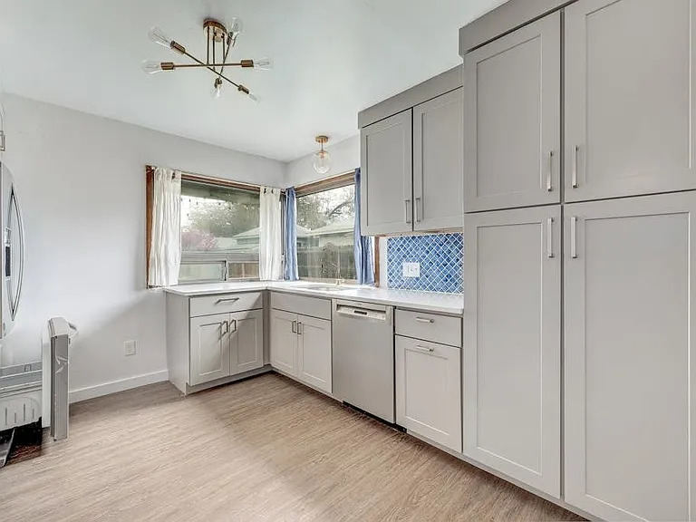 6502 Bridgewater Cv — Photo 11