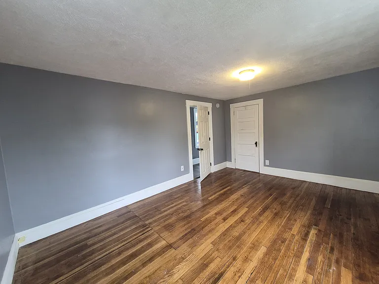 79 Hill St #101 — Photo 8