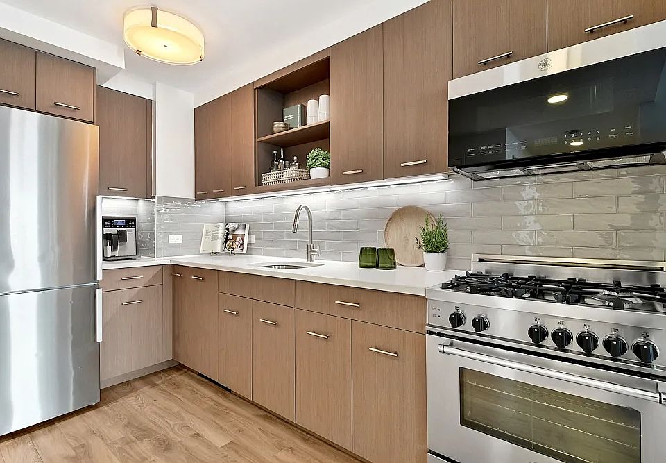 1st image of 145 Clinton St APT 7N