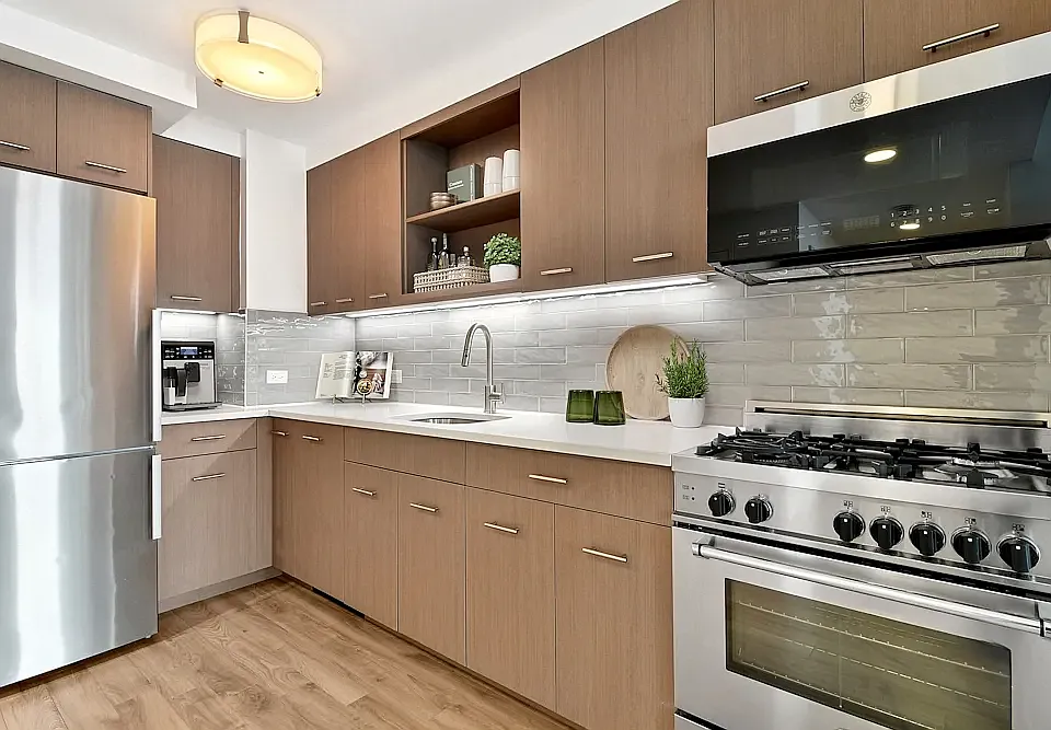 145 Clinton St #8N