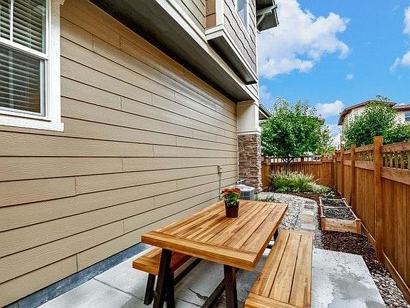 side yard