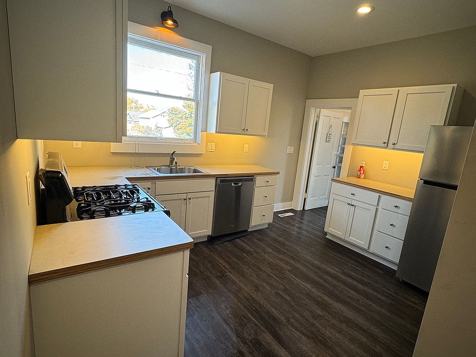 Walking into Kitchen from Living Room