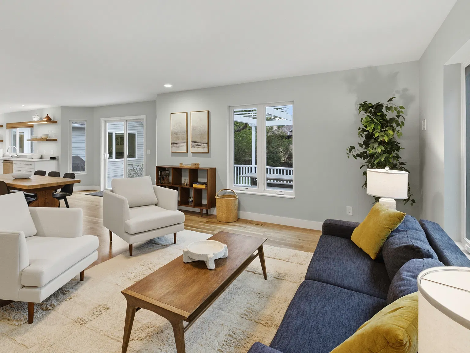 4557 Apple Way — Photo 4