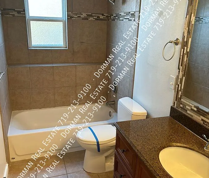 6465 Lonsdale Dr — Photo 9