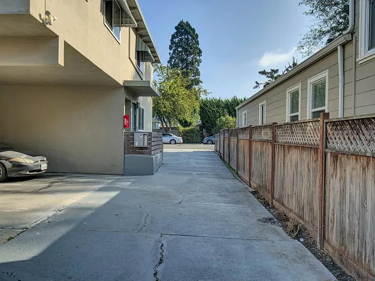 2314 Bonar St #ID1310762P — Photo 50