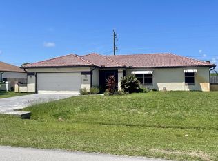 1577 SE Appamattox Ter, Port Saint Lucie, FL 34952