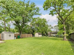 1025 San Felipe St, Angleton, TX 77515