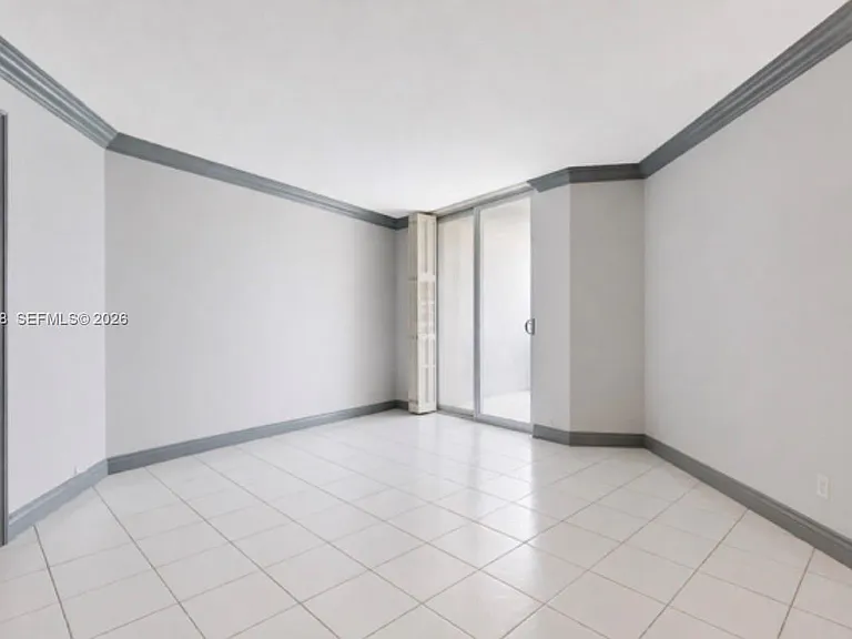 5555 Collins Ave #16A — Photo 16