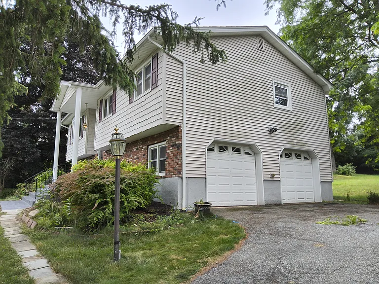 6 Osullivan Ln — Photo 27