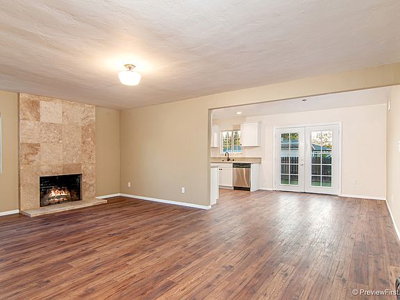 2nd image of 518 Roselle Ave