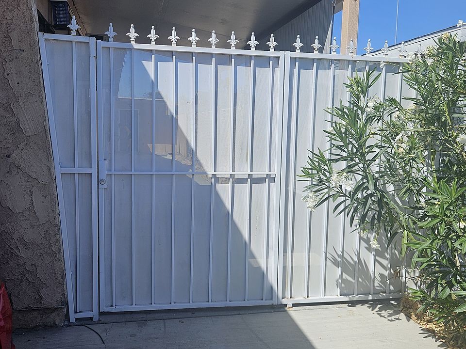 1st image of 3911 Placita Ave