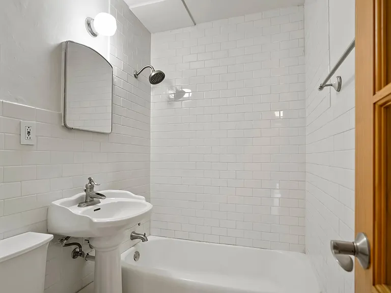 278 S Lincoln St #1 — Photo 6