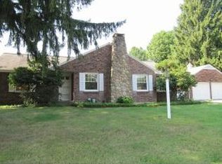 4001 Lauderdale Dr, Vestal, NY 13850