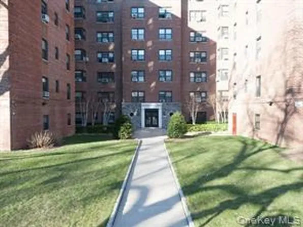465 E Lincoln Avenue #411, Mount Vernon, NY 10552