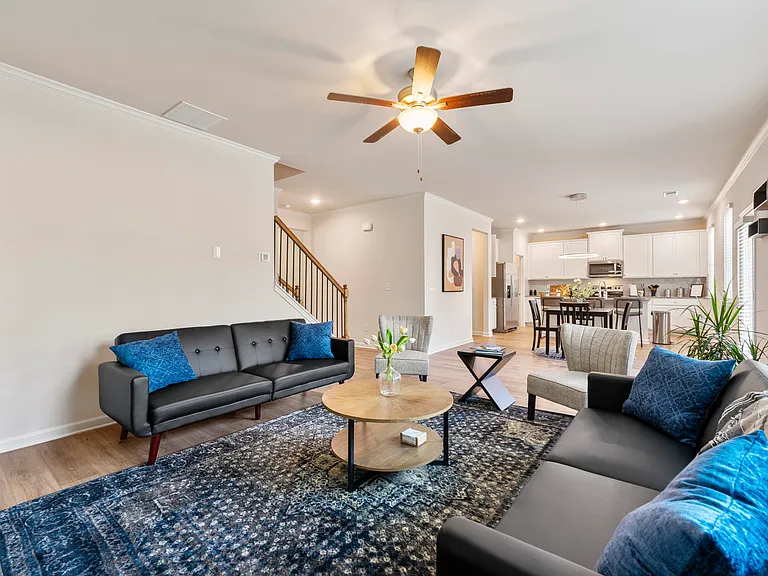 535 Hancock Dr SE — Photo 17