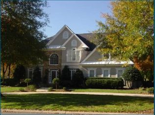 12709 Long Cove Dr, Charlotte, NC 28277