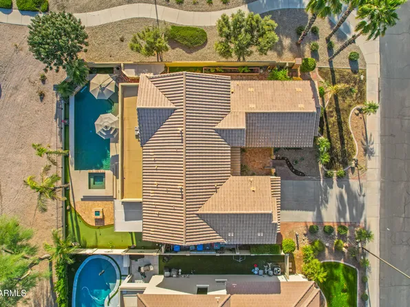 1341 E MACAW Court, Gilbert, AZ 85297