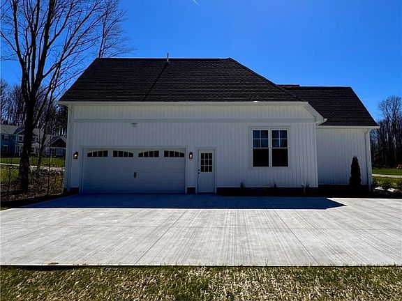 5th image of 13010 E Point Dr