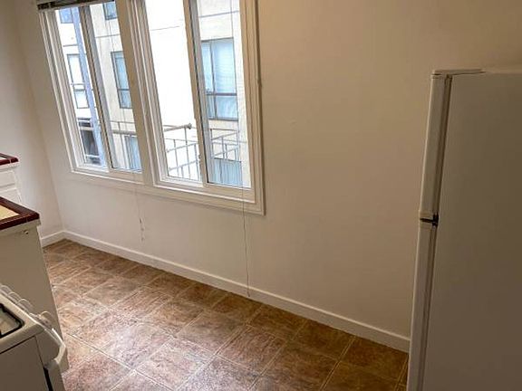 5th image of 1211 14th Ave APT 201