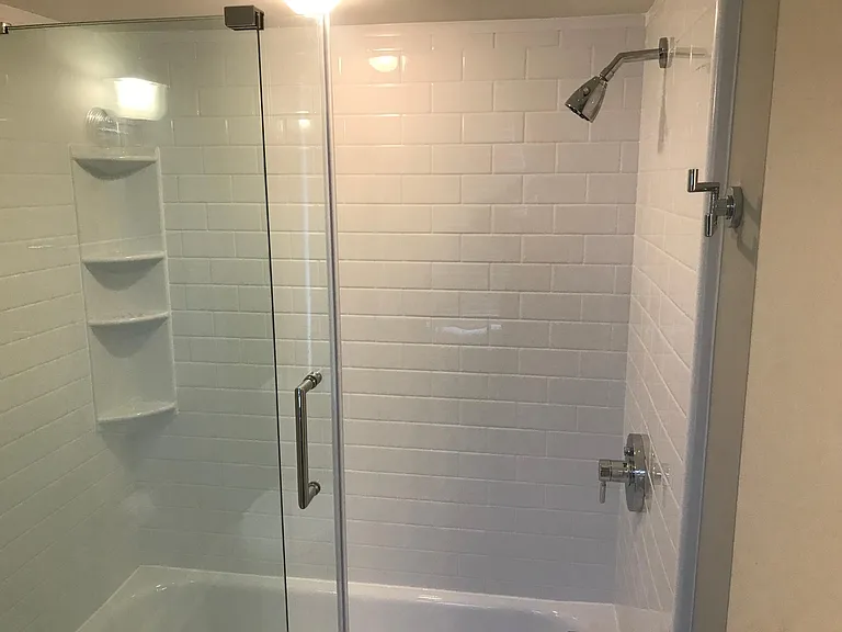 Second floor full bath