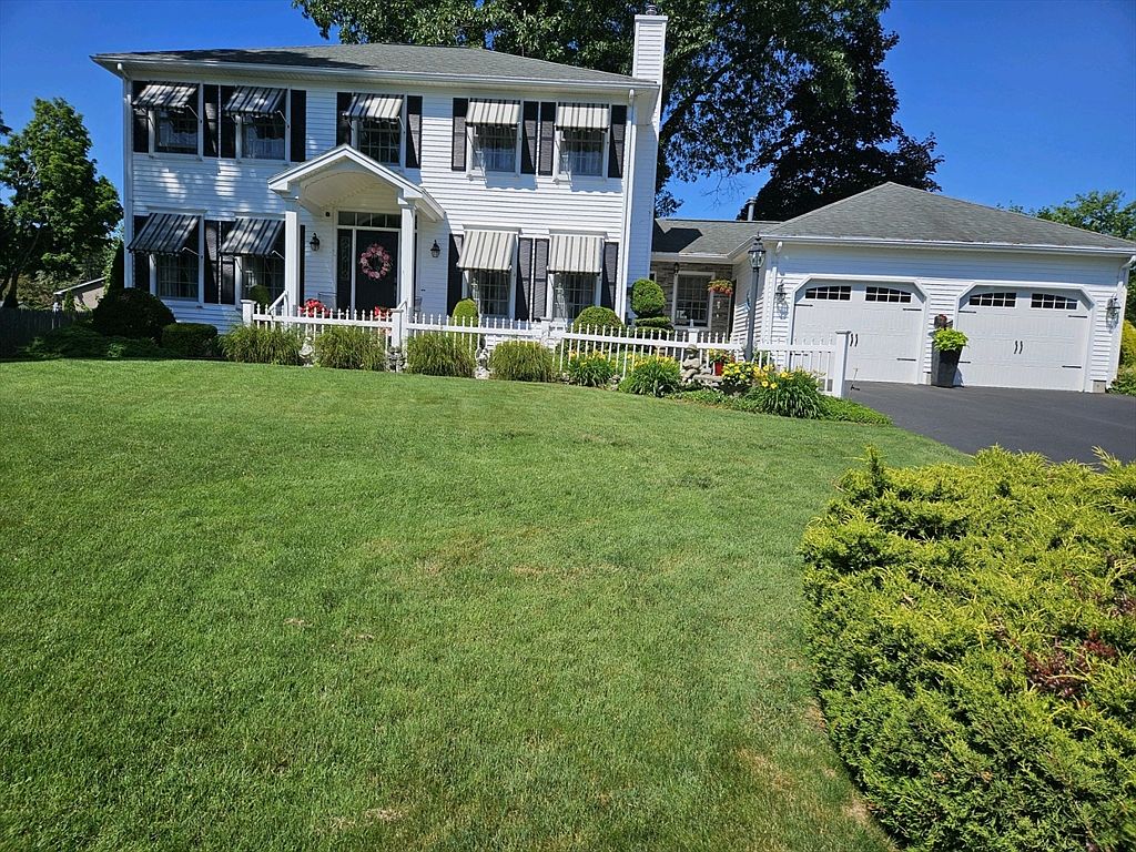 ◆ Angela 90 Angela Dr, Chicopee, MA 01020 | Zillow