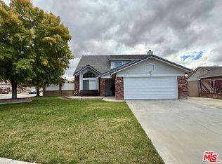 37411 Sheffield Dr, Palmdale, CA 93550