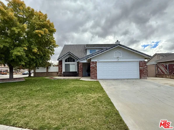 37411 Sheffield Dr, Palmdale, CA 93550