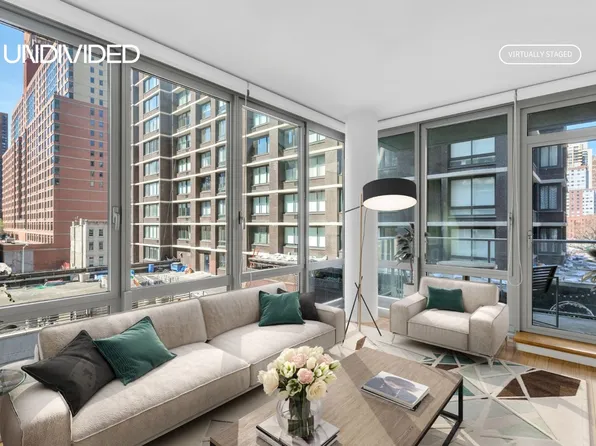 303 East 33rd Street image 2 of 11