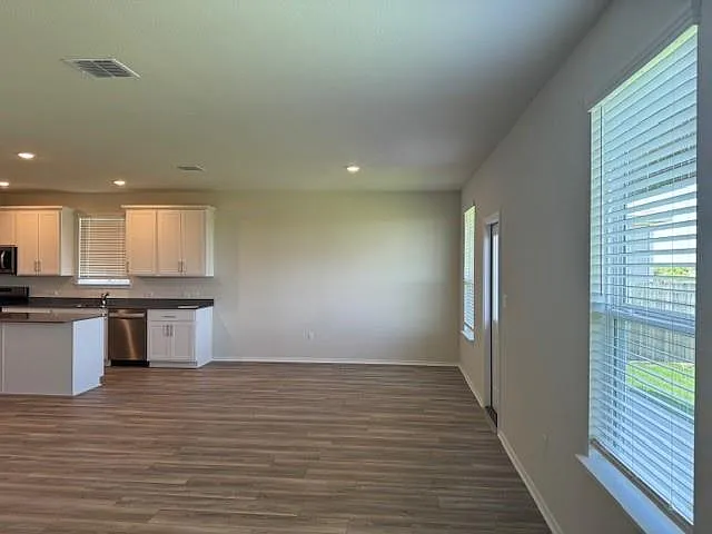 639 Papaya Dr — Photo 13