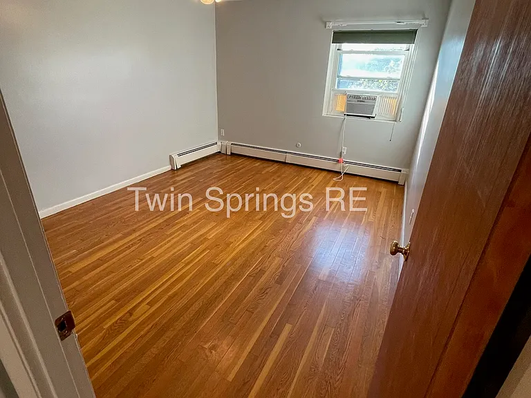 252 Spring St #27 — Photo 7