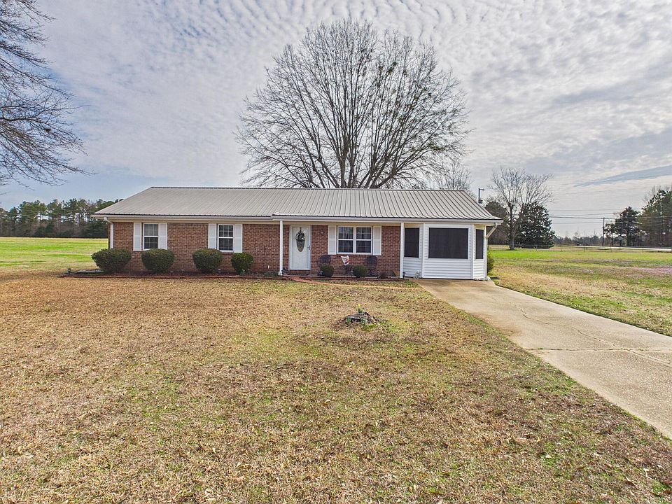 1st image of 24 Lacy Rd