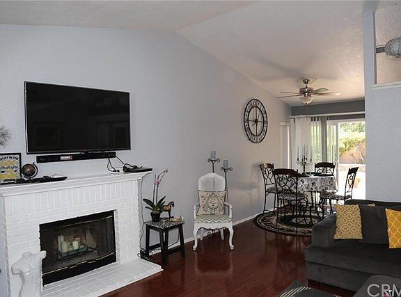 3rd image of 185 Cheshire Ln