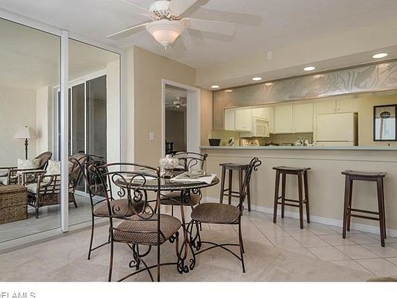 4th image of 25820 Hickory Blvd APT 508