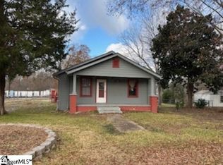 52 Ross Rd, Spartanburg, SC 29301