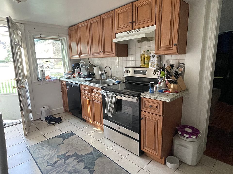 1st image of 1 Mitchell Rd #2