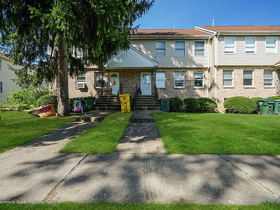 3rd image of 507 N Lake Dr