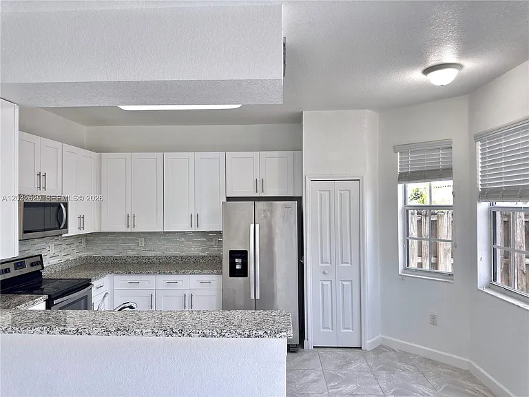 7905 SW 120th Ave #7905 — Photo 4