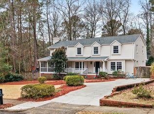 614 Churchill Dr, Chapel Hill, NC 27517