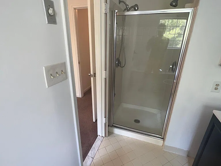 107 Rock Creek Ct — Photo 8