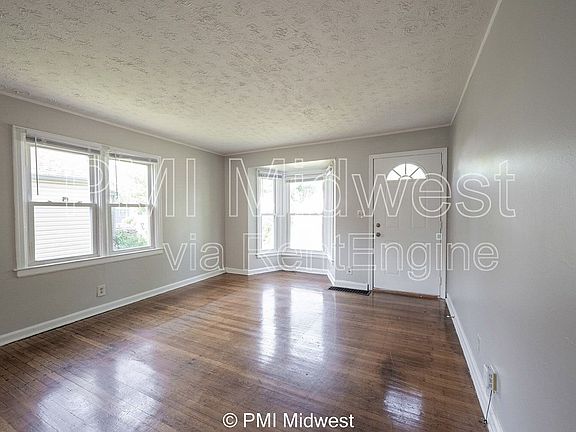 5th image of 4627 Norwaldo Ave