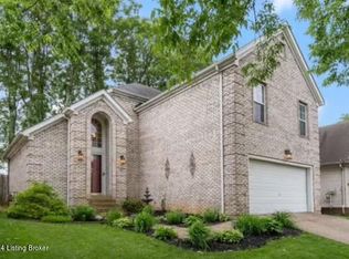 8406 Biggin Hill Ln, Louisville, KY 40220