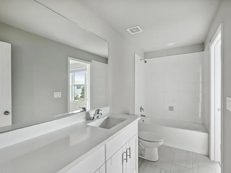 423 Salisbury Cir — Photo 17